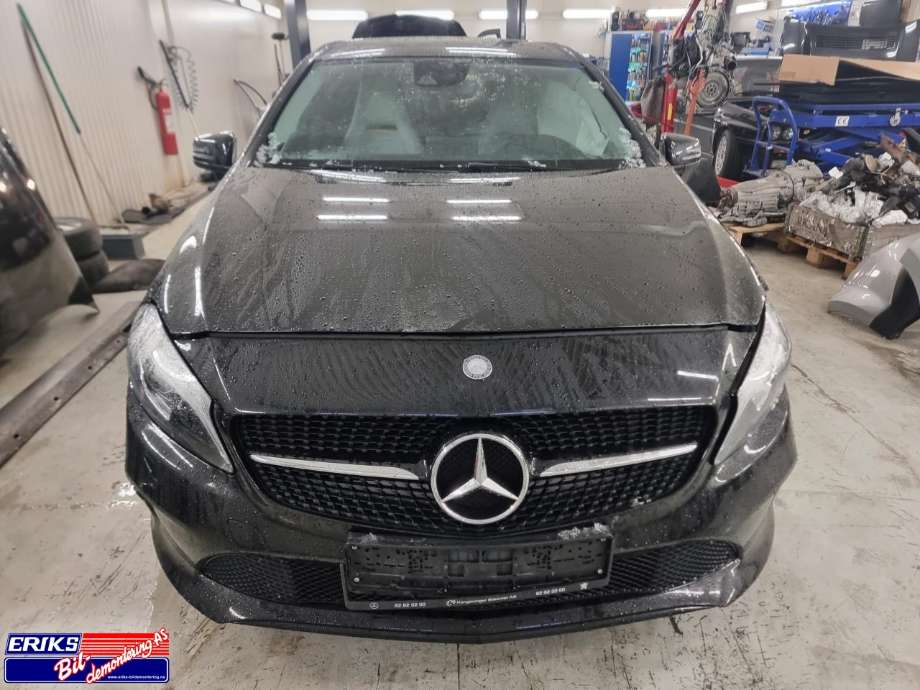 Mercedes A-Klasse 2012-2018 (W176) (W176), Motorkode: 270910, Girkassekode: 724002