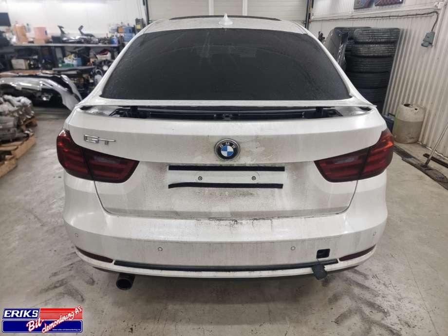 BMW 3-Serie 2012-2018 (F30/F31/F34) (F30/F31/F34), Motorkode: N20B20B, Girkassekode: GA8HP45Z - XDY