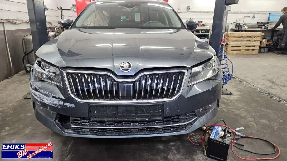 Škoda Superb 2015-->> (Type III) , Motorkode: CZEA, Girkassekode: SMR