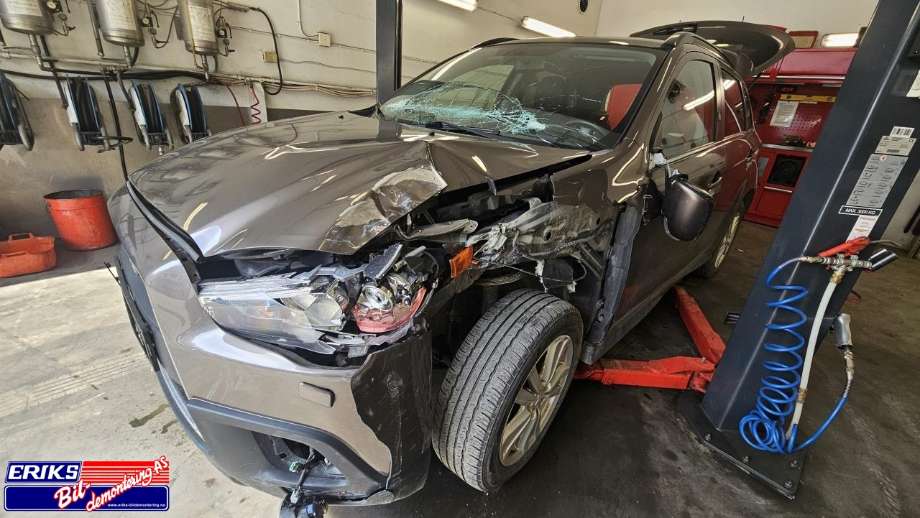 Mitsubishi ASX 2010-2019 , Motorkode: 4N13, Girkassekode: 2500A296