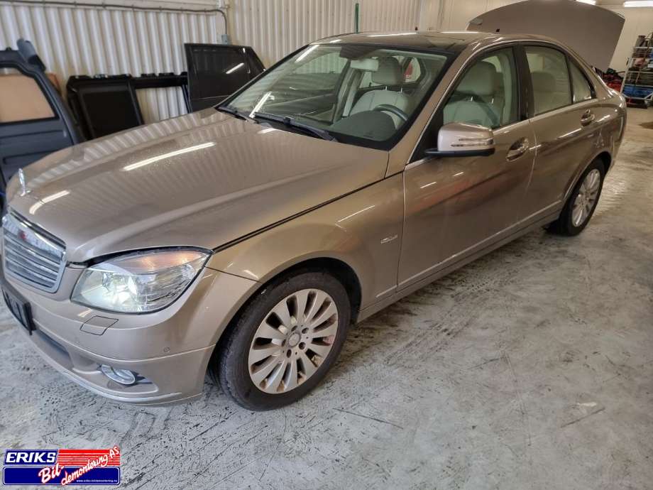 Mercedes C-Klasse 2007-2011 (Fase 1) (W204) (W204), Motorkode: 271952 M 271.952, Girkassekode: 