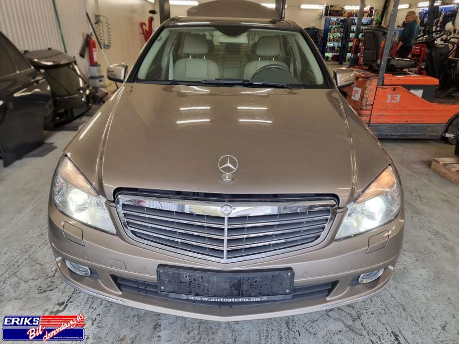 Mercedes C-Klasse 2007-2011 (Fase 1) (W204) (W204), Motorkode: 271952 M 271.952, Girkassekode: 