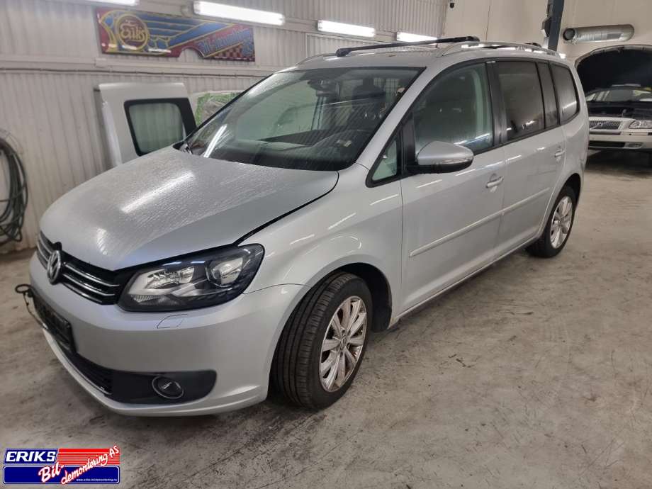 VW Touran 2010-2015 (Type I, Fase 3) , Motorkode: CFJB, Girkassekode: PQK