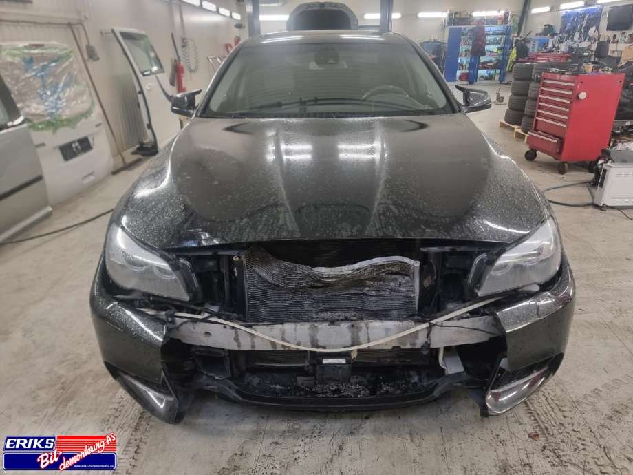 BMW 5-Serie 2010-2017 (F10/F11) (F10/F11), Motorkode: N57D30A, Girkassekode: 
