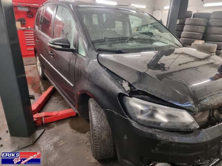 VW Touran 2010-2015 (Type I, Fase 3) , Motorkode: CAYC, Girkassekode: MLE