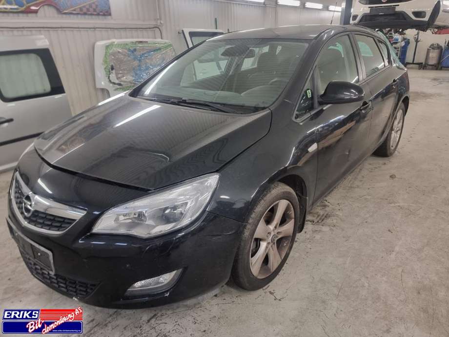Opel Astra J, 2010-2015  delebil , Motorkode: A16XER