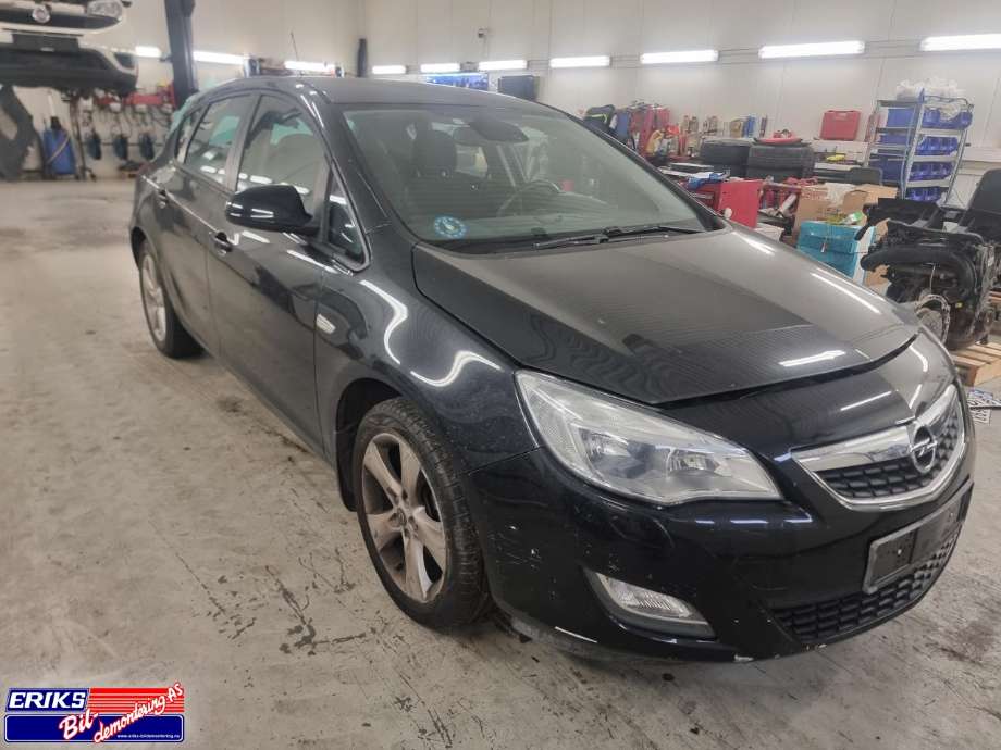 Opel Astra J 2010-2015 delebil , Motorkode: A16XER, Girkassekode: 