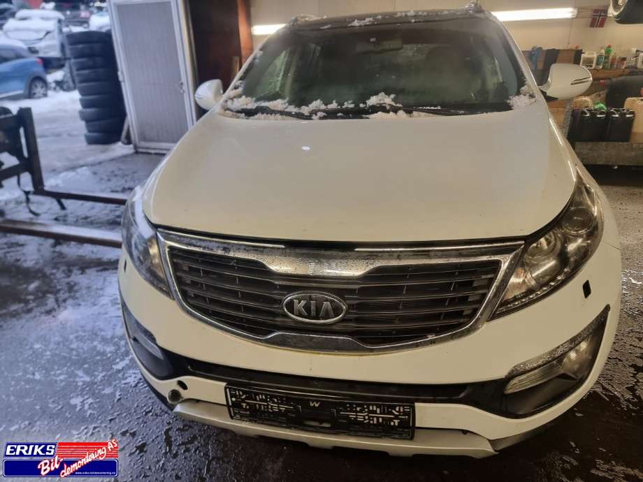 Kia Sportage 2010-2016 (Type III) delebil , Motorkode: G4KD, Girkassekode: 4300039AB0