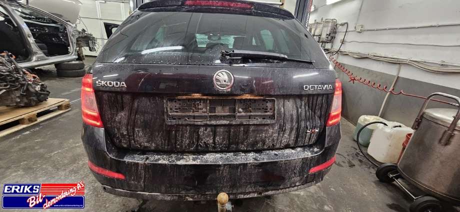 Škoda Octavia 2013-2016 (Type III, Fase 1) , Motorkode: CLHA, Girkassekode: MRV
