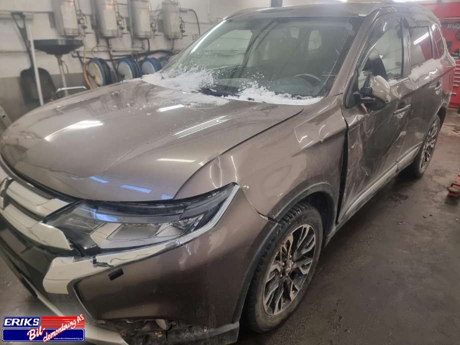 Mitsubishi Outlander, 2015->> (Type III, Fase 2)  delebil , Motorkode: 4J11
