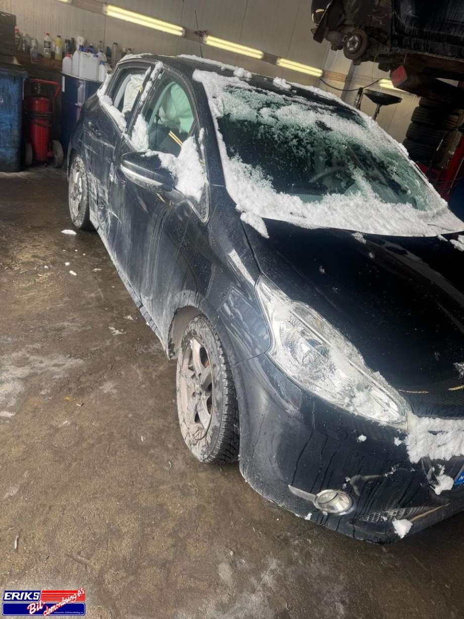 Peugeot 208 2012-2019 (Type I) delebil , Motorkode: 9H06, Girkassekode: 