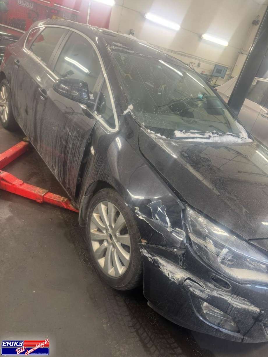 Opel Astra J 2010-2015 delebil , Motorkode: A17DTR, Girkassekode: 