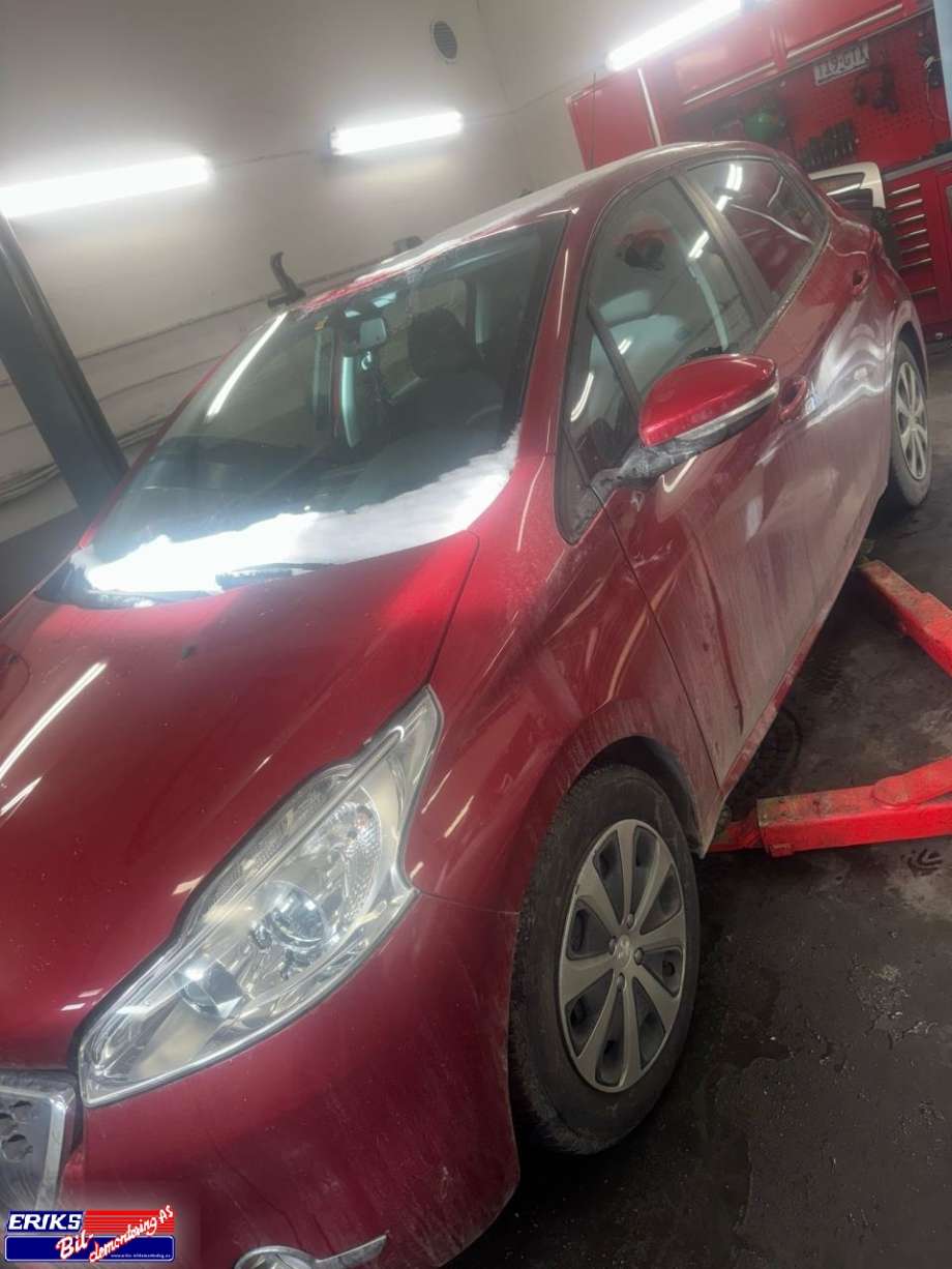 Peugeot 208, 2012-2019 (Type I)  delebil , Motorkode: 8H01