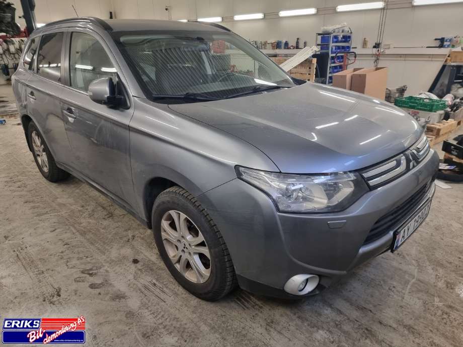 Mitsubishi Outlander 2012-2015 (Type III, Fase 1) , Motorkode: 4J11, Girkassekode: 
