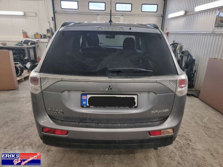 Mitsubishi Outlander 2012-2015 (Type III, Fase 1) , Motorkode: 4J11, Girkassekode: 