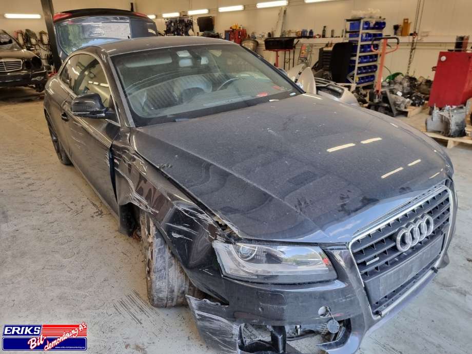 Audi A5 2007-2016 (Type I) , Motorkode: CAPA CCWA, Girkassekode: KMU
