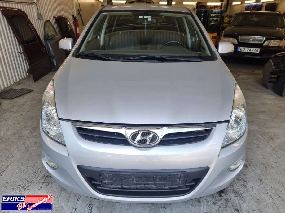 Hyundai i20 2009-2014 (Type I) , Motorkode: D4FC-FL, Girkassekode: 