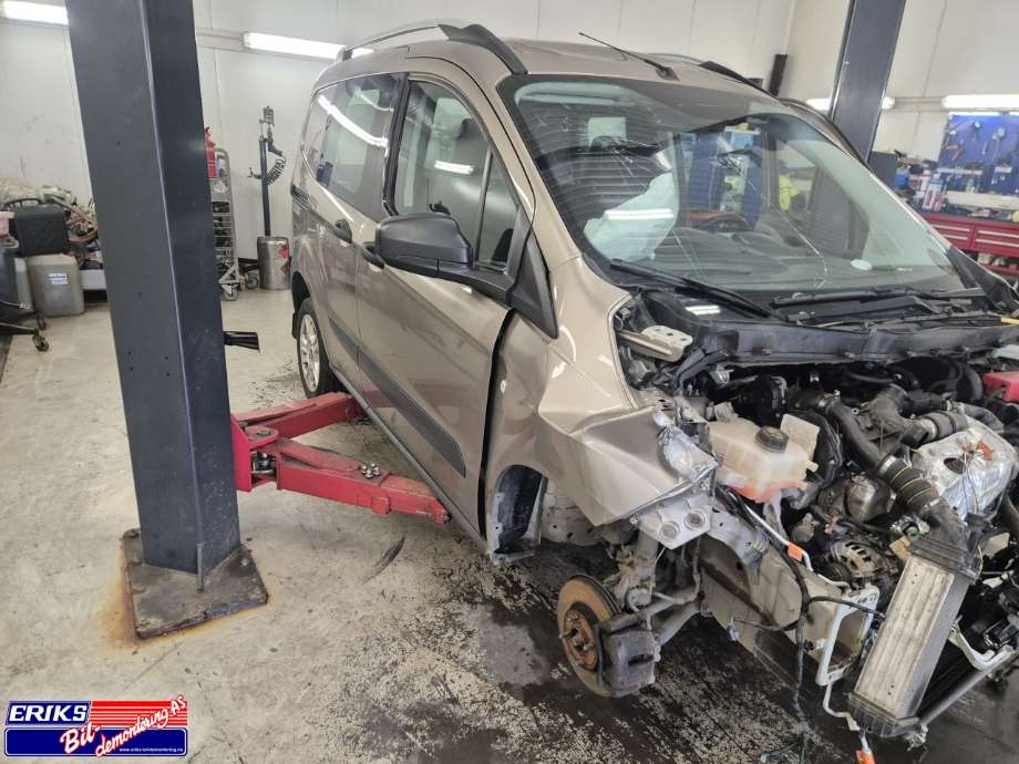 Ford Transit Courier 2018-2023 (Type I, Fase 2) , Motorkode: XWCA, Girkassekode: 
