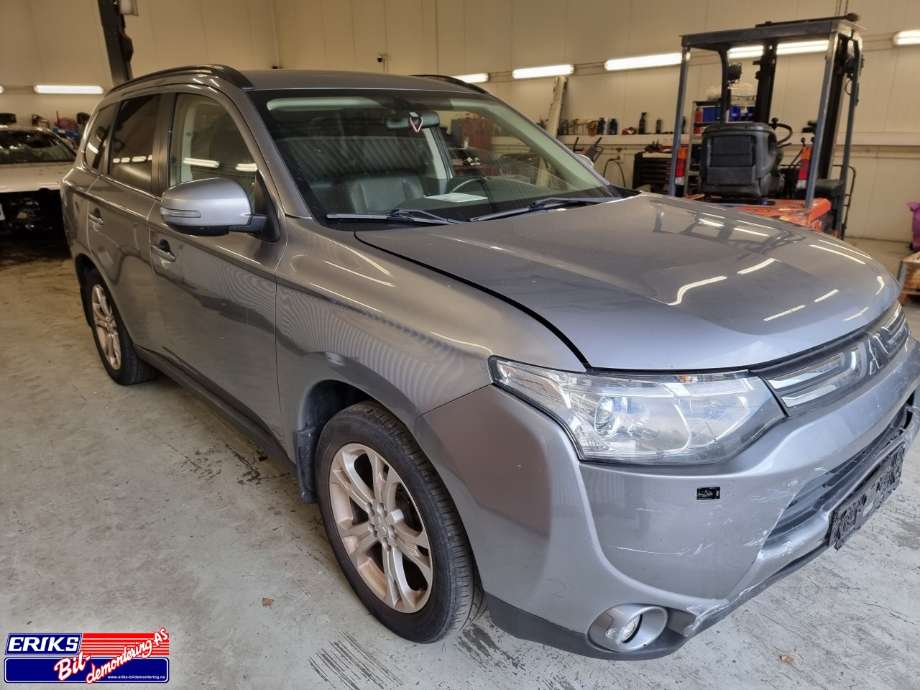 Mitsubishi Outlander 2012-2015 (Type III, Fase 1) , Motorkode: 4J11, Girkassekode: 2700A343