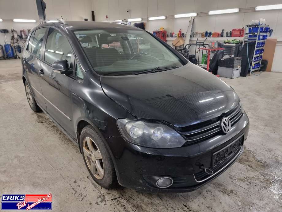 VW Golf, Plus/Cross 2009-2013 (Fase 2) , Motorkode: CAYC, Girkassekode: NQE NKA NTT