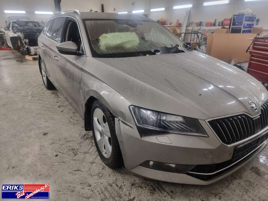 Škoda Superb 2015-->> (Type III) , Motorkode: DFHA, Girkassekode: TCX