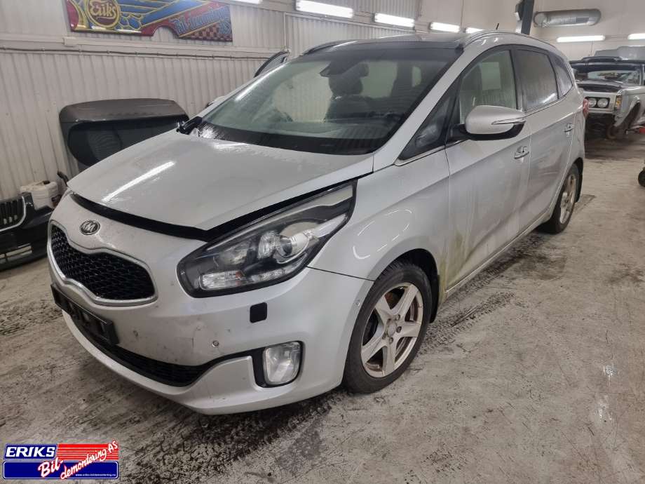 Kia Carens 2013-2018 Type III , Motorkode: D4FD-5IL, Girkassekode: 4300032932