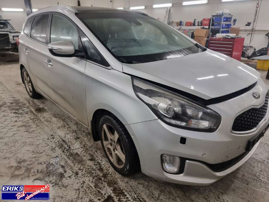 Kia Carens 2013-2018 Type III , Motorkode: D4FD-5IL, Girkassekode: 4300032932