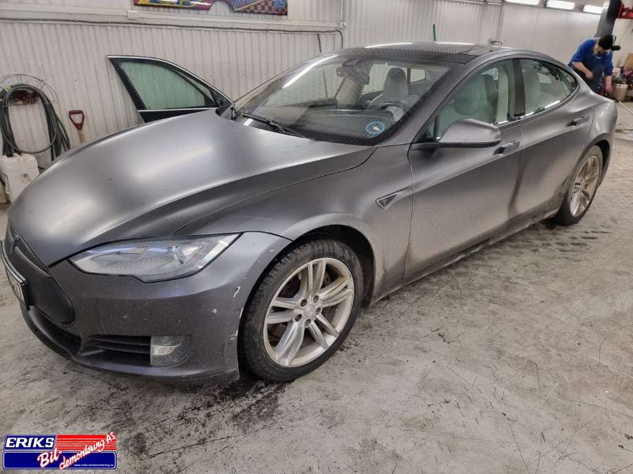 Tesla Model S 2013-2016 (Fase 1) , Motorkode: L1S, Girkassekode: 