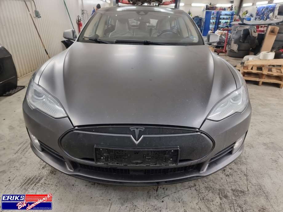Tesla Model S 2013-2016 (Fase 1) , Motorkode: L1S, Girkassekode: 