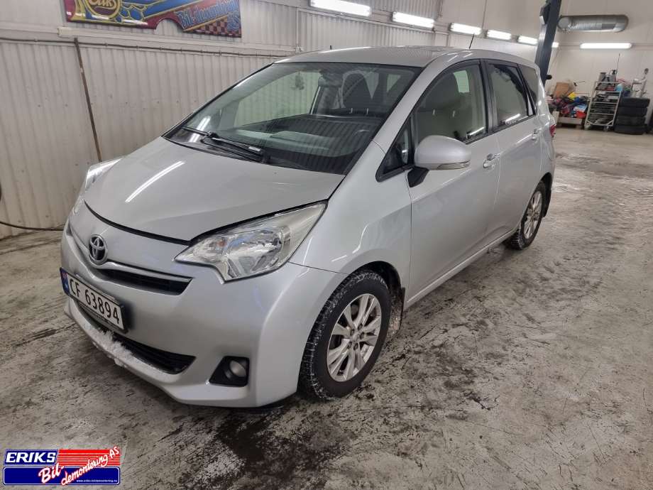 Toyota Verso-S, 2011-2015 (COMBI) (COMBI) delebil , Motorkode: 1NR-FE, Girkassekode: 3040052220