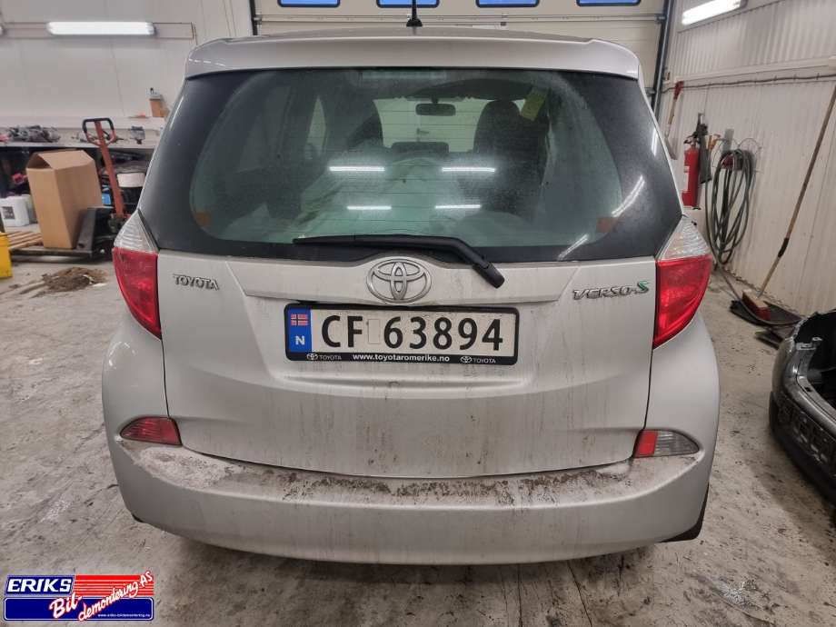 Toyota Verso-S 2011-2015 (COMBI) (COMBI), Motorkode: 1NR-FE, Girkassekode: 3040052220