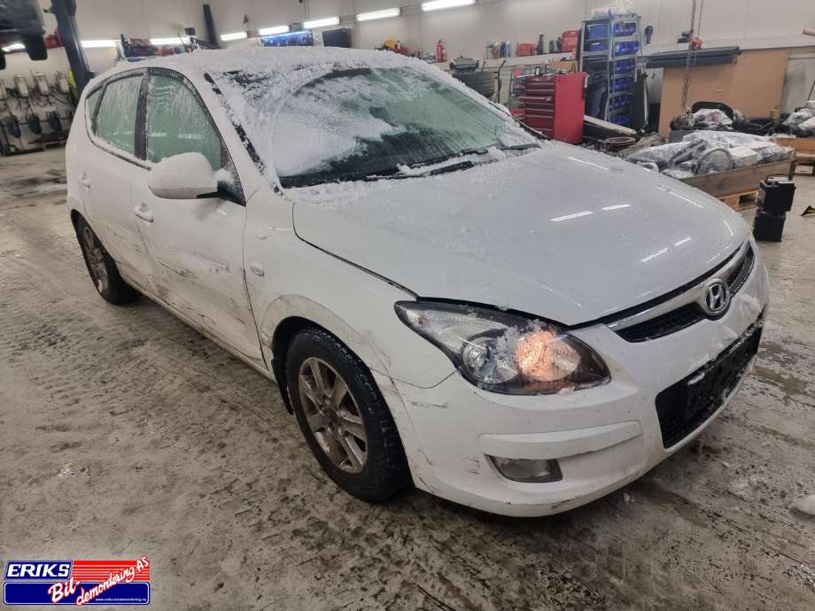 Hyundai i30 2007-2012 (Type I) delebil , Motorkode: D4FB-F, Girkassekode: 