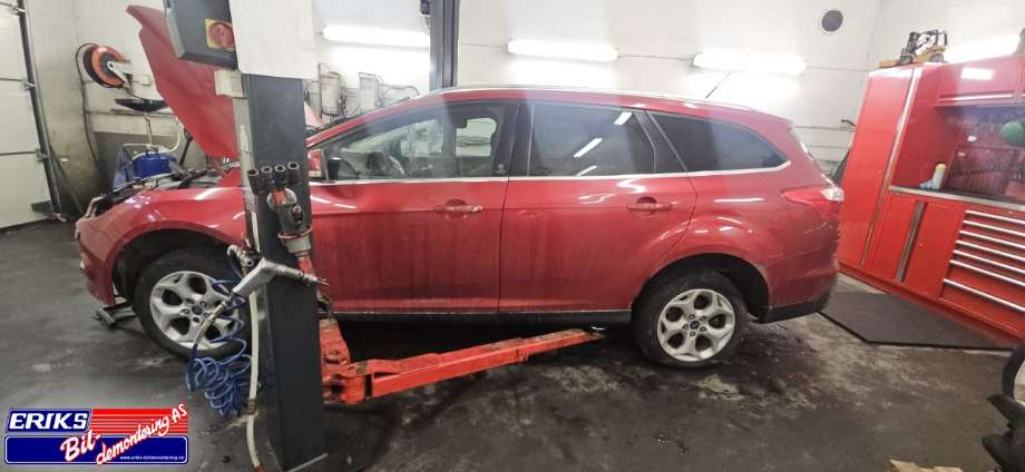 Ford Focus 2011-2014 (Type III, Fase 1) delebil , Motorkode: T1DB, Girkassekode: 