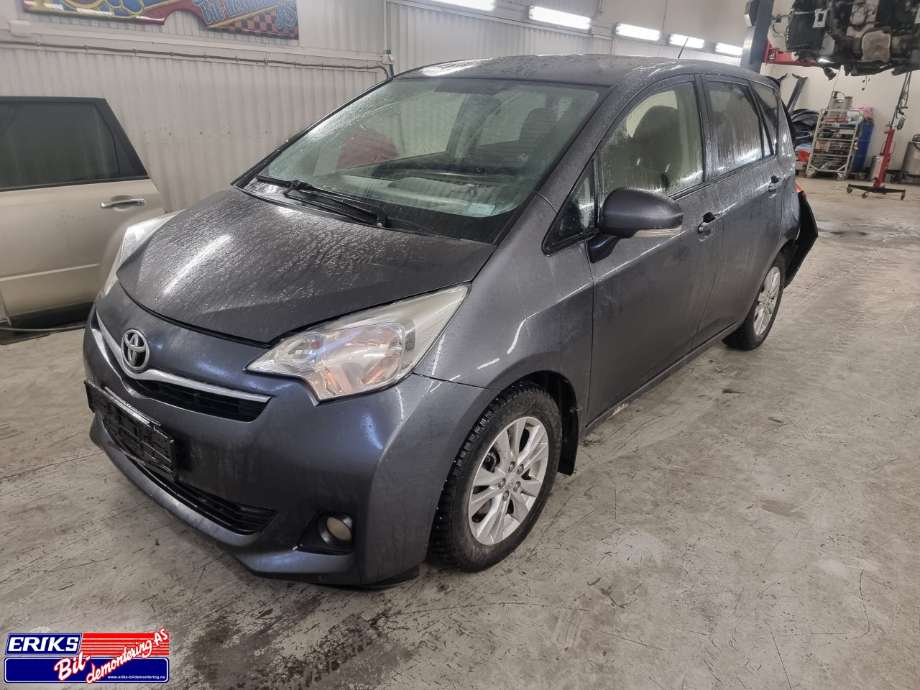 Toyota Verso-S, 2011-2015 (COMBI) (COMBI) delebil , Motorkode: 1NR-FE