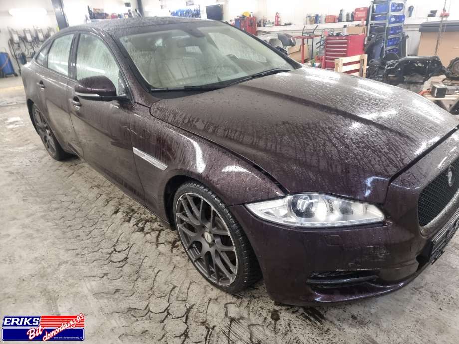 Jaguar XJ X351 2010-->> , Motorkode: 306DT, Girkassekode: C2D19585