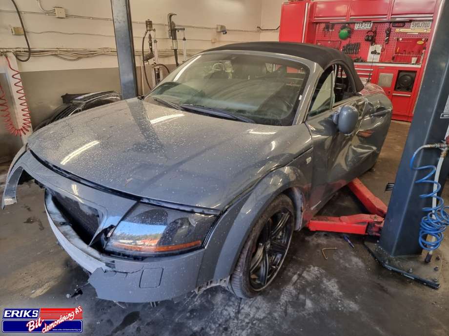 Audi TT, 1998-2006 (Type I)  delebil , Motorkode: AJQ, Girkassekode: DXW