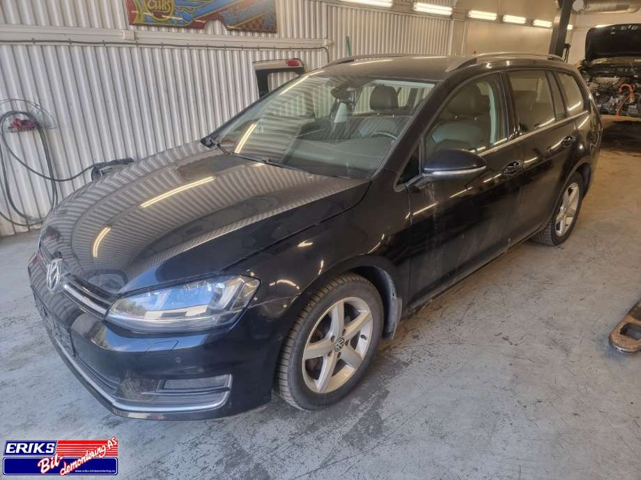 VW Golf VII, 2012-2017 (Fase 1)  delebil , Motorkode: CHPA