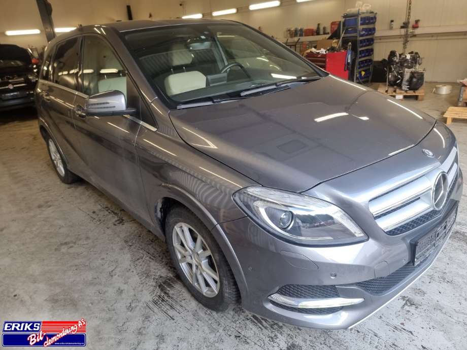 Mercedes B-Klasse, electric drive 2014-2018 (W242) (W242), Motorkode: EM0004, Girkassekode: 