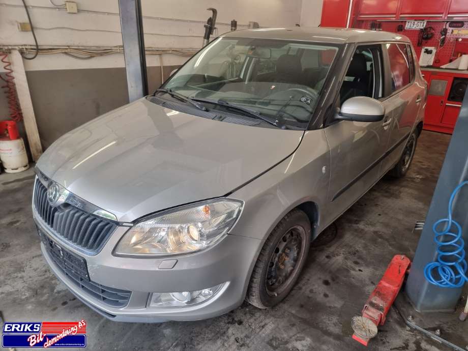 Škoda Fabia 2010-2014 (Type II, Fase 2) , Motorkode: CGPA, Girkassekode: