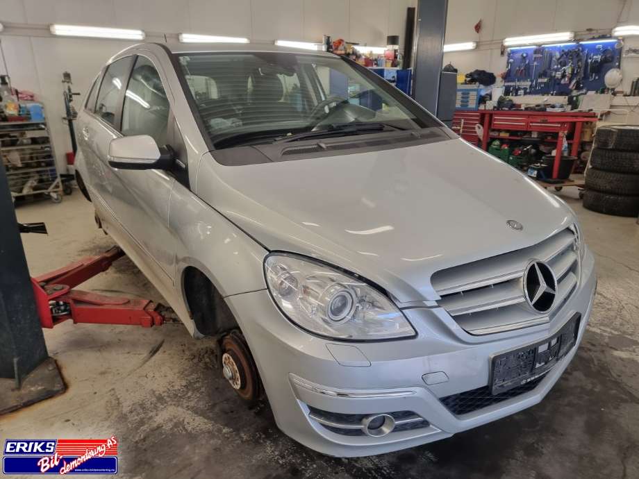 Mercedes B-Klasse 2008-2011 (Fase 2) (W245) delebil , Motorkode: M 266.940, Girkassekode: