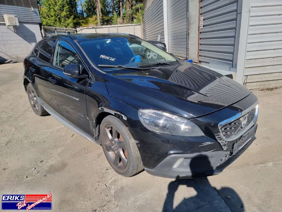 Volvo V40 2012-2019 delebil , Motorkode: D4162T, Girkassekode: