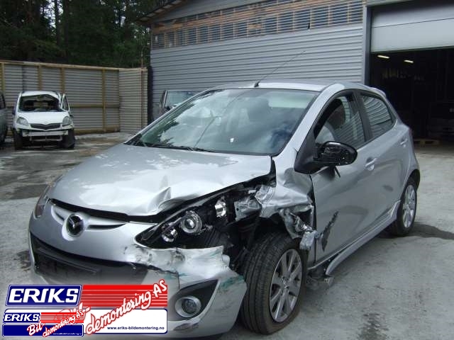 Mazda 2 2007-2010 (Type II, Fase 1) , Motorkode: , Girkassekode: 