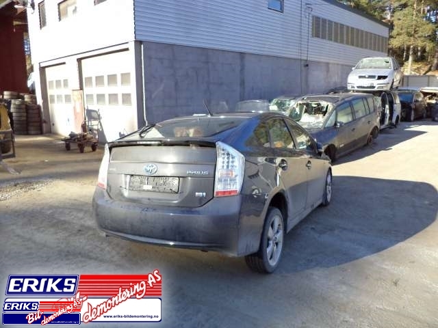 Toyota Prius 2009-2016 (Type III) (COMBI) (COMBI), Motorkode: , Girkassekode: