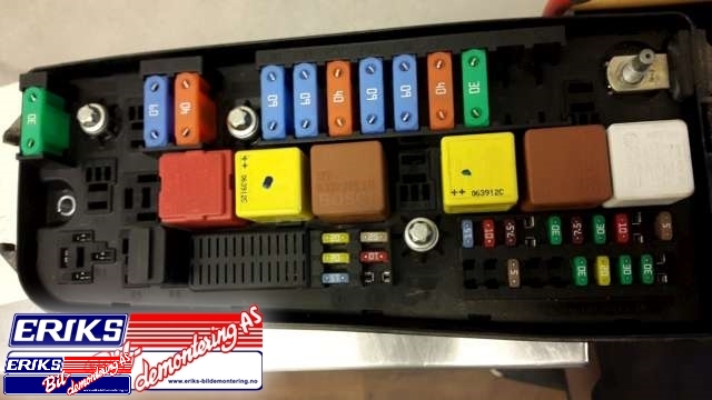 Sikringsboks til Opel Vectra C 2002-2005 (Type I)  (JP 13 241 891|)