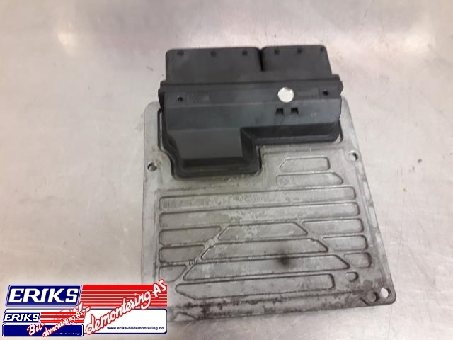 Styreenhet motor til Mercedes C-Klasse 2000-2004 (Fase 1) (W203) (W203) (SIEMENS|A 271 153 16 79|)