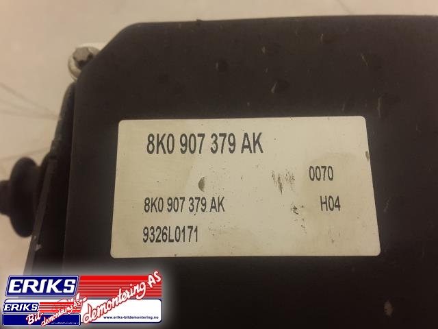 ABS sentral til Audi A4 2007-2014 (Type IV) (B8) (B8) (BOSCH|8K0 907 279 AK|8K0 614 517 CR|8K0 614 517 FM)