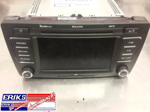 Bilstereo navigasjon til Škoda Octavia, 2009-2013 (Type II, Fase 2) (DELPHI|1Z0 05 156 G)