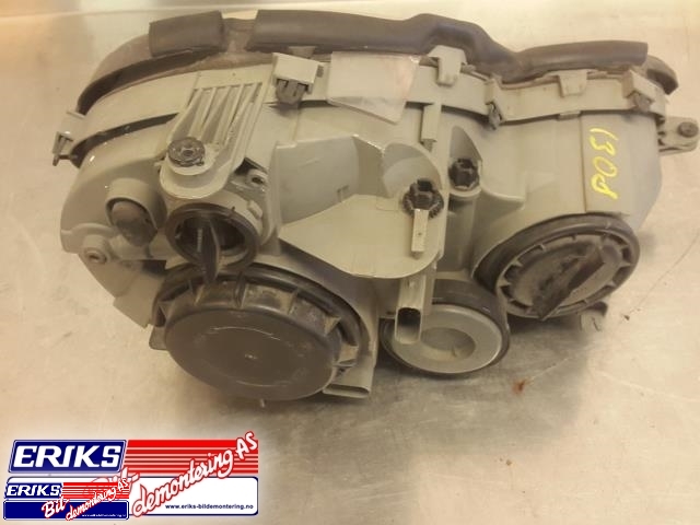 Frontlykt venstre halogen til Mercedes C-Klasse 2000-2004 (Fase 1) (W203) (W203) (A 203 820 03 61|)