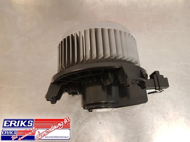 Varmeapparat motor til Toyota RAV4 2006-2009 (Type III, Fase 1)  (DENSO|272700-5151|)