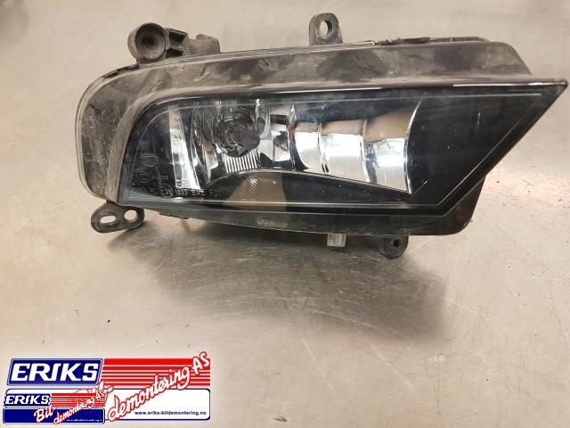 Tåkelykt høyre foran til Audi A4 2007-2014 (Type IV) (B8) (B8) (HELLA|8K0 941 700 B|)